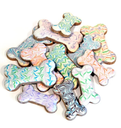 Organic Dog Treats - Decorated Dog Treats - Gourmet Dog Treats - Peanut Butter Bones - Dog Biscuit - Dog Cookies - Pet Lover Gift Box